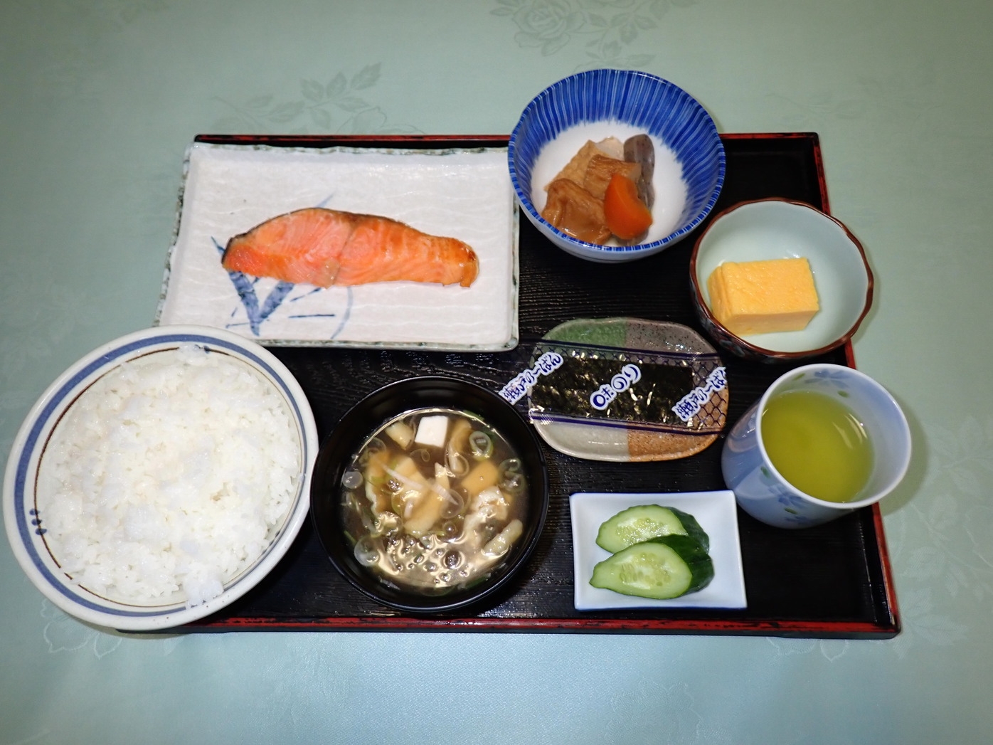 忙しい朝でもしっかり朝食！朝食付プラン[駐車場完備]