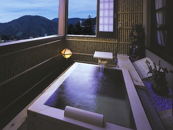 ▲ Guest room with hot spring open-air bath