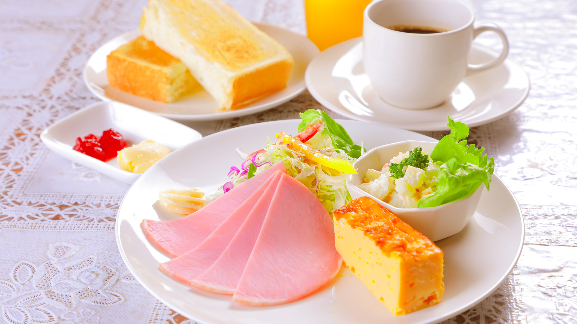 ◆洋朝食◆朝はパン派の方に◎トースト・サラダ・玉子料理のプレートで朝から元気♪