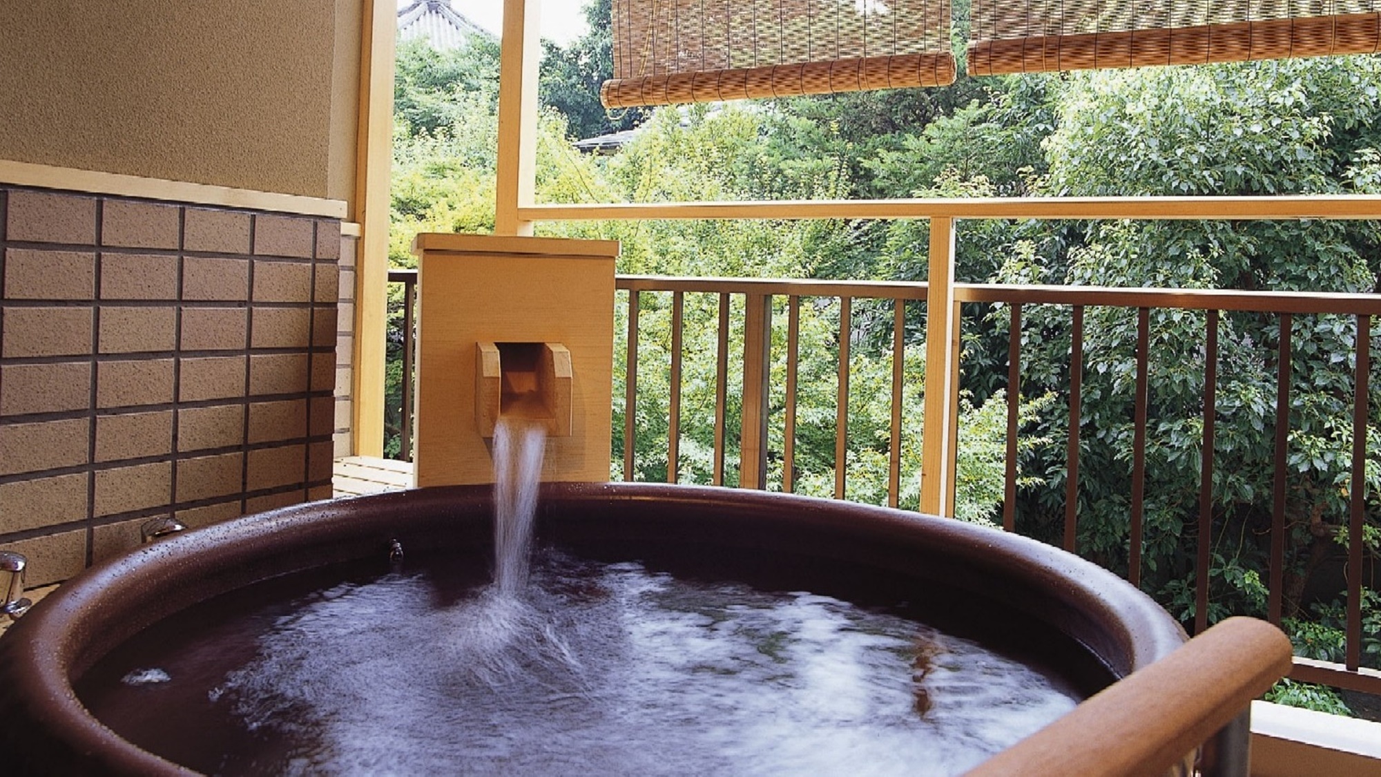 【露天風呂付】琉球畳にローベットの和風ツイン　露天風呂