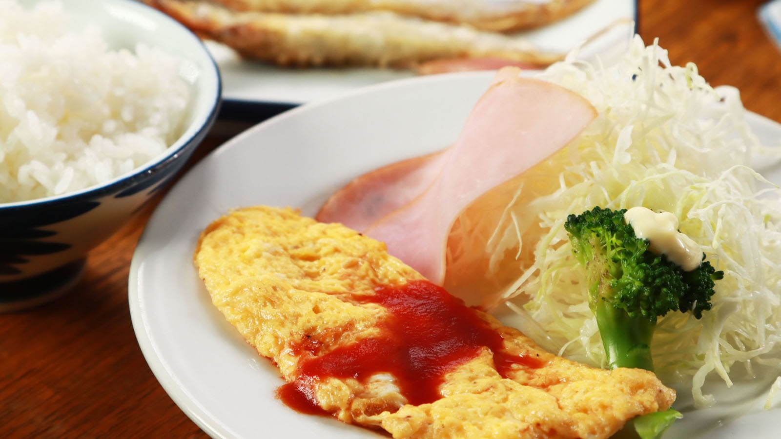 夏季【2食付】白馬地粉を使用した手打ちの十割そばと日替わりのおまかせ料理