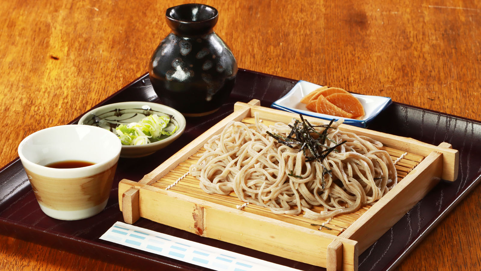 女将の手打ち十割蕎麦