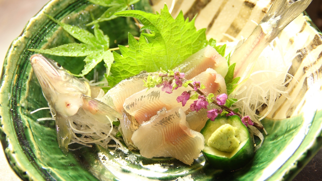 【鮎会席】吉野名物「桜鮎」を楽しめる♪様々な鮎料理をお楽しみください！