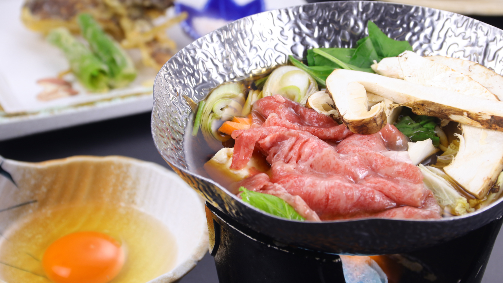 【松茸会席】とろける和牛のすき焼き
