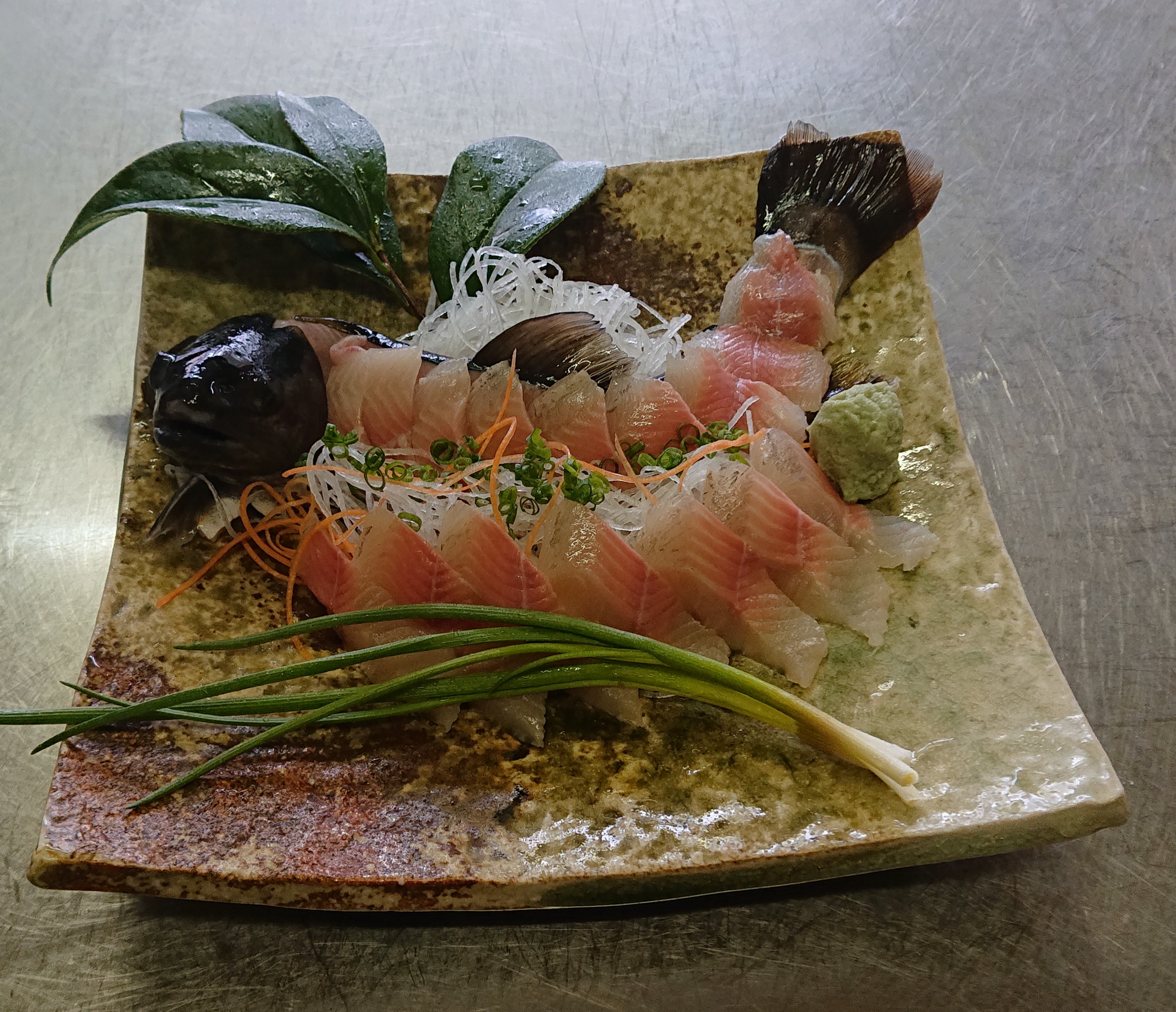 イワナの姿造り