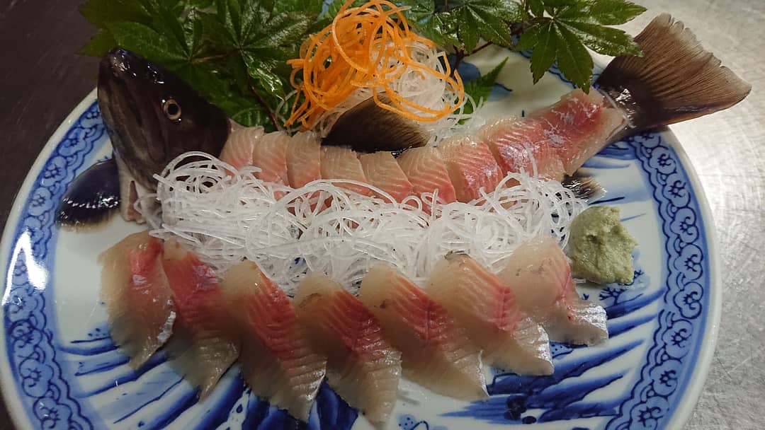 イワナの姿造り