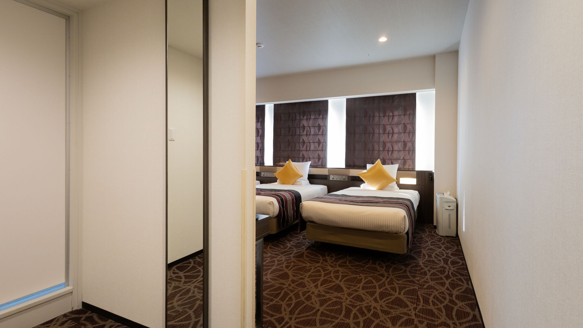 スタンダードトリプル　＜28㎡/ベッド幅110cm＞