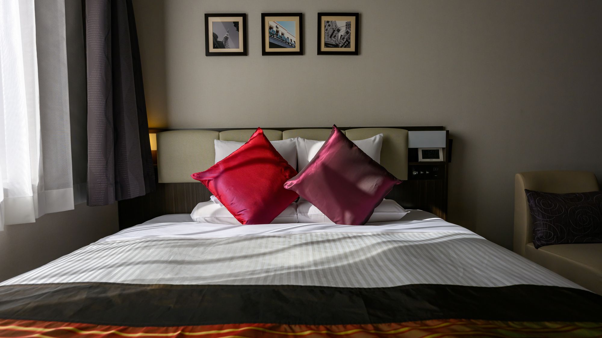 スタンダードクイーン　＜14㎡/ベッド幅160cm＞