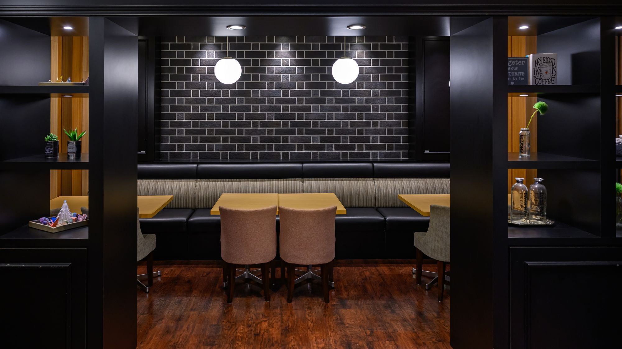 朝食レストラン席