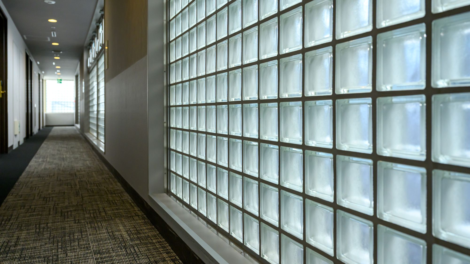 ホールウェイ2F