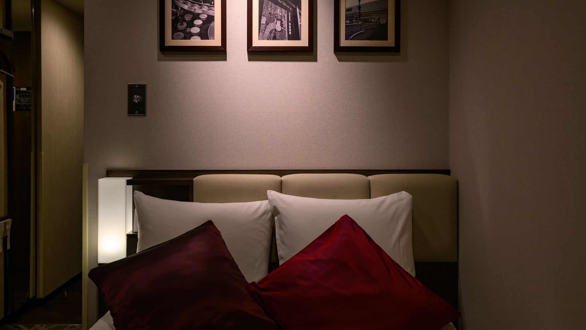 スタンダードセミダブル　＜11㎡/ベッド幅120cm＞