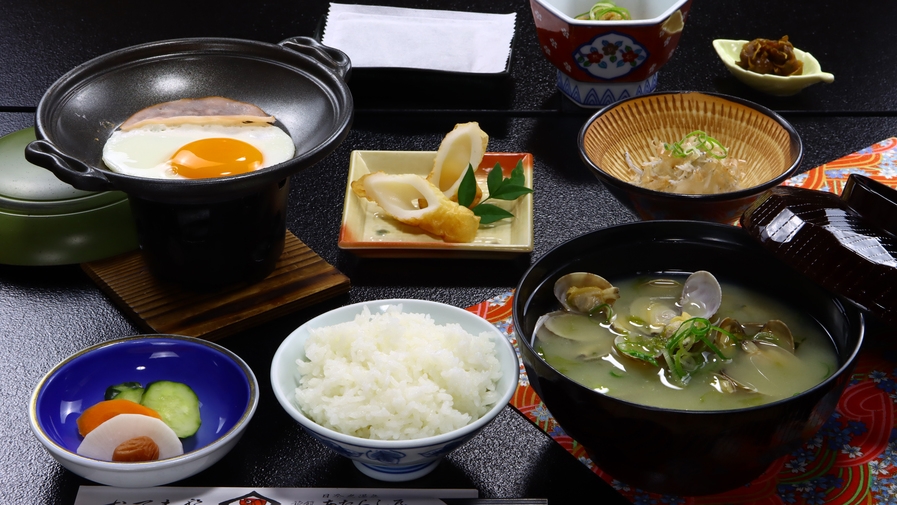 【朝食付き】選べる朝ごはんが嬉しい！若女将手作りの豚汁or馬カレーor貝汁（期間限定）