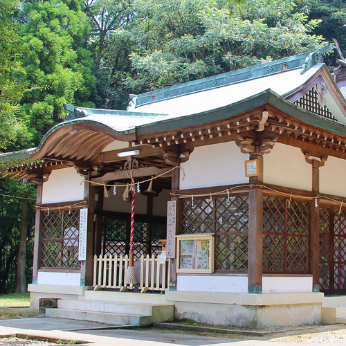 日奈久温泉神社：600年前孝行息子がお告げを受けて発見したという日奈久温泉。その神様を祭る神社。