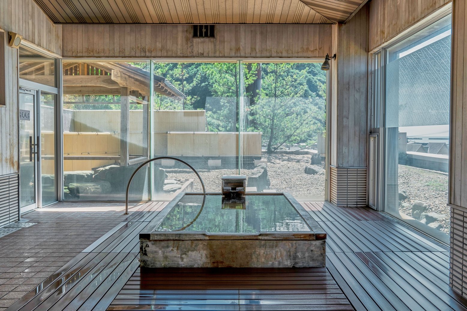 【龍宮殿懐石プラン】【OUT12:00】ロイヤルコペンハーゲンの食器で愉しむ懐石料理