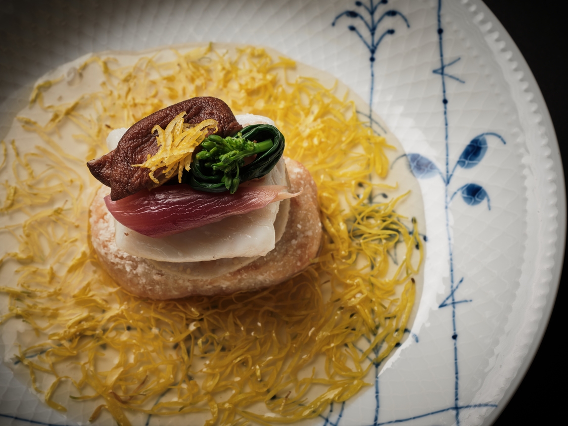 【龍宮殿懐石プラン】【OUT12:00】ロイヤルコペンハーゲンの食器で愉しむ懐石料理