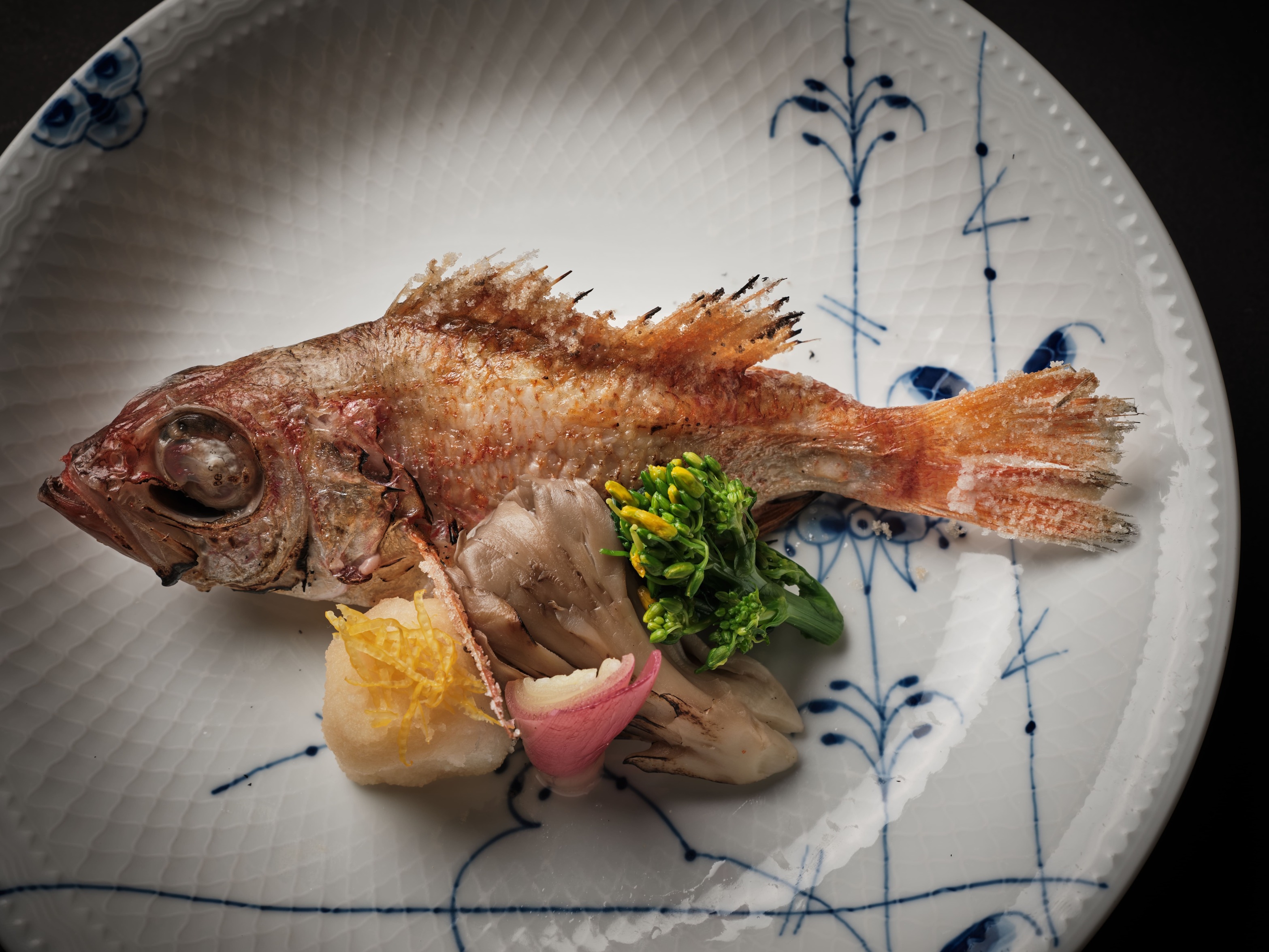 【「特選」龍宮殿懐石プラン】【OUT12:00】ロイヤルコペンハーゲンの食器で愉しむ懐石料理