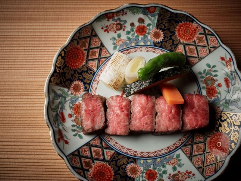 【夕食:個室または部屋食確約】【山形牛ステーキ・ノドグロ・鮑付き懐石プラン】【OUT11:00】