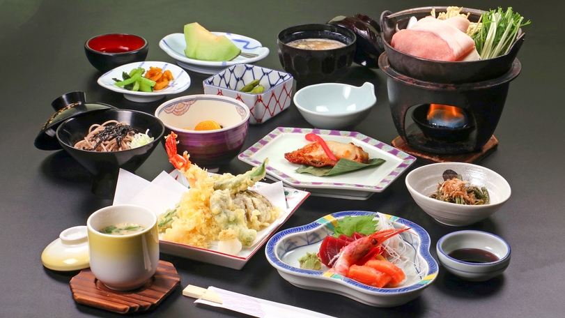 【2食付】＼年末年始のご予約はこちら／旬の味覚を堪能！地元食材と山里料理が織りなす美食旅