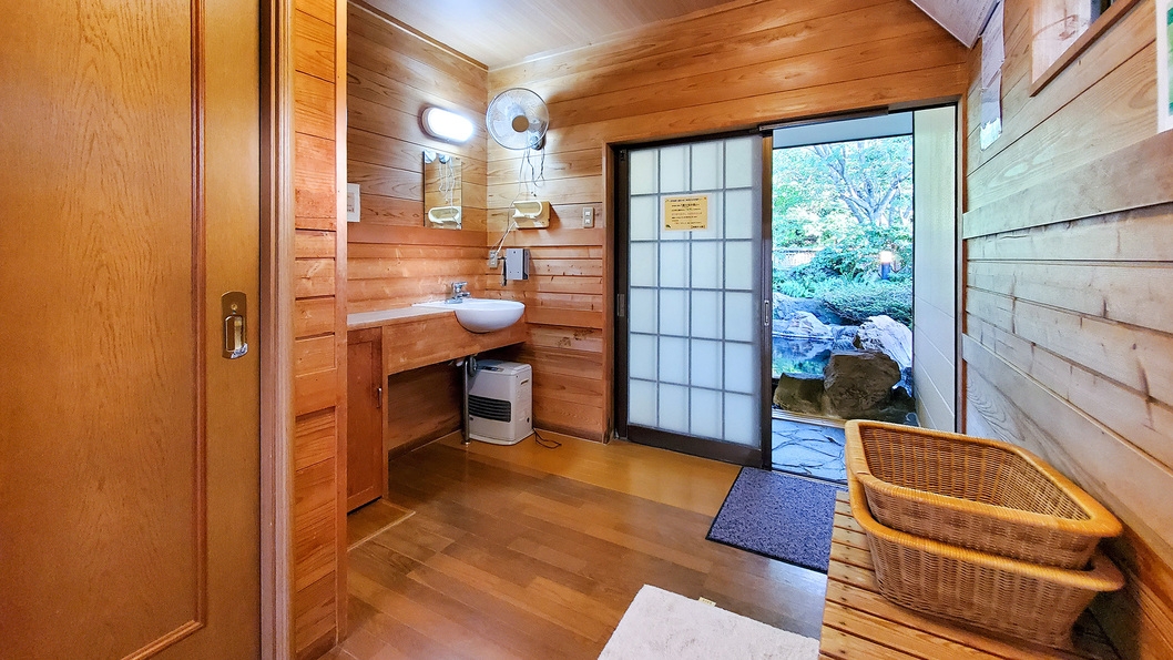 【2食付】お料理控えめ♪少食の方やコスパ重視派に◎天然温泉＆山里料理をお手頃に満喫♪