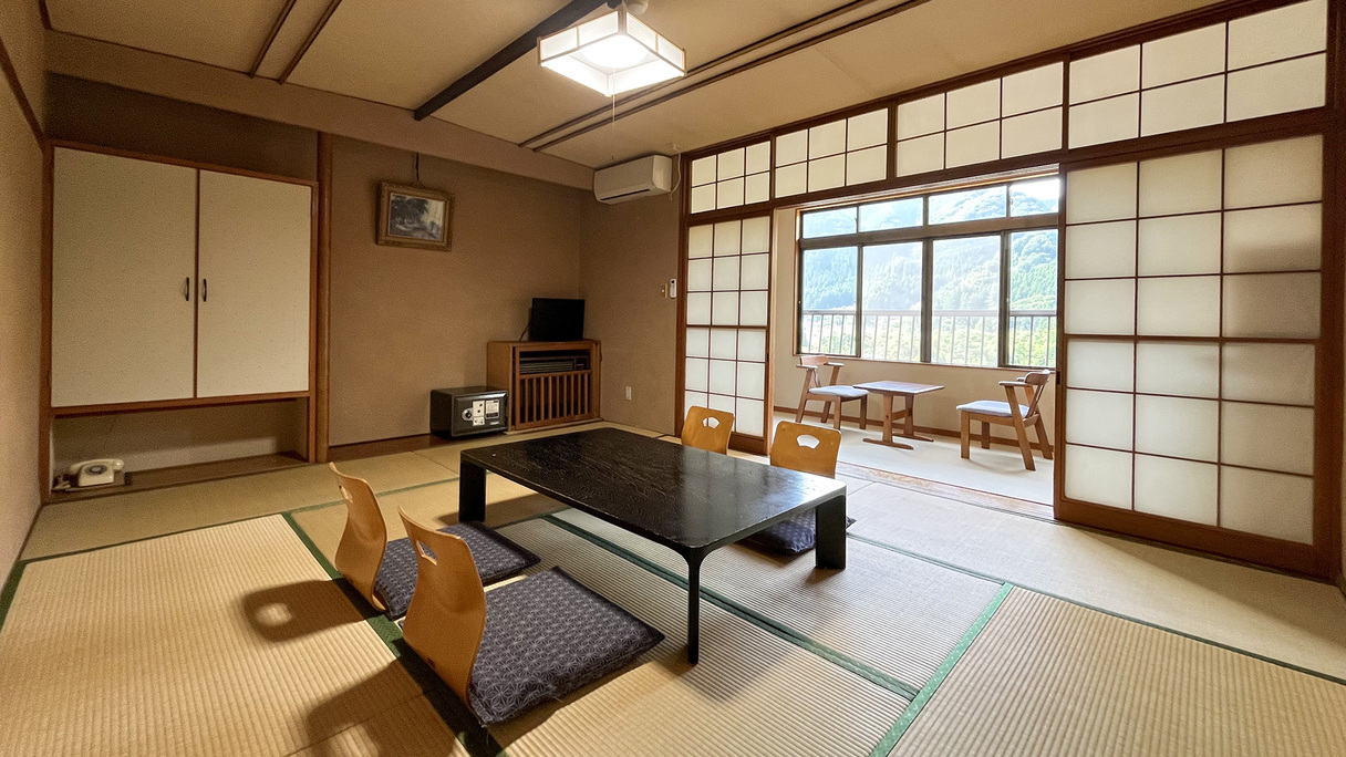 ★【東館4F】和室10畳　トイレ付（3〜5名）