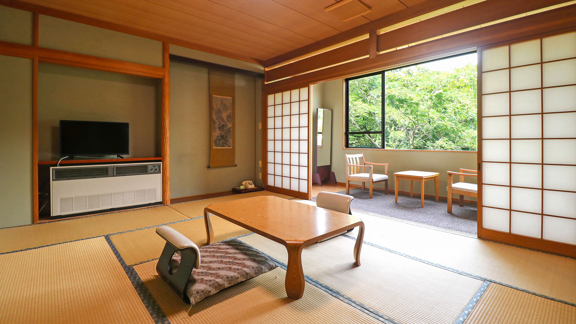 #西館10畳（ヒノキ風呂・トイレ付）タイプ