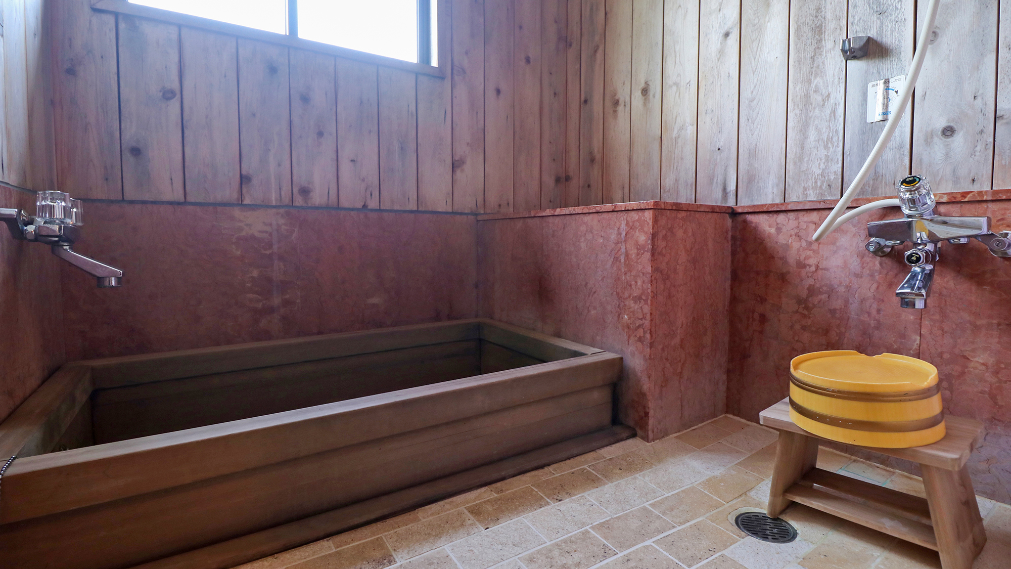 #西館10畳（ヒノキ風呂・トイレ付）タイプ