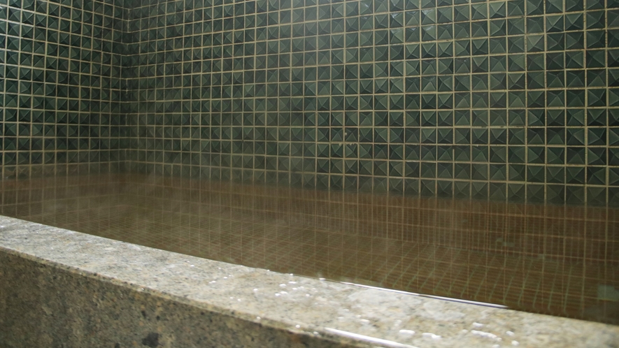 【浴室】アルカリ泉のお湯は泉質抜群。身体の芯からポッカポカ。