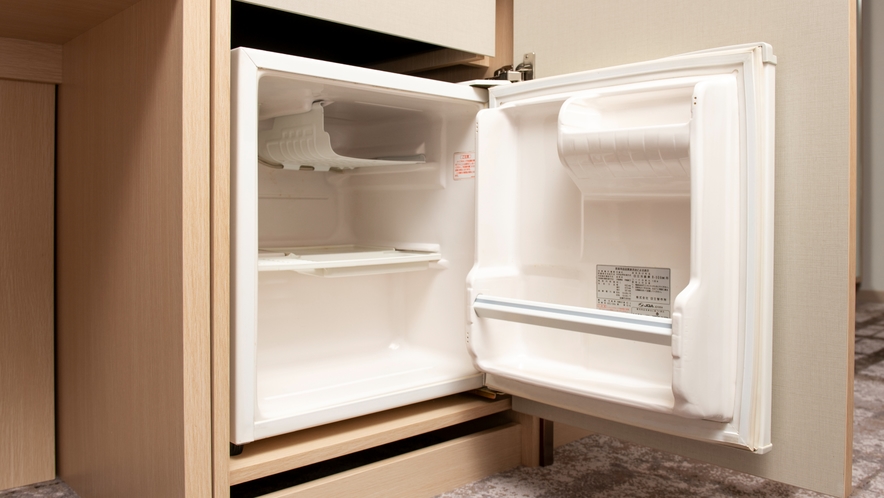 全客室に冷蔵庫を設置しております。