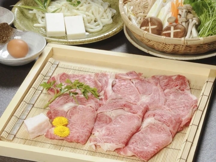 ファミリーおすすめ日本最大級水上アスレチック1200円割引券＆貸切風呂付き！三重県産２種しゃぶしゃぶ