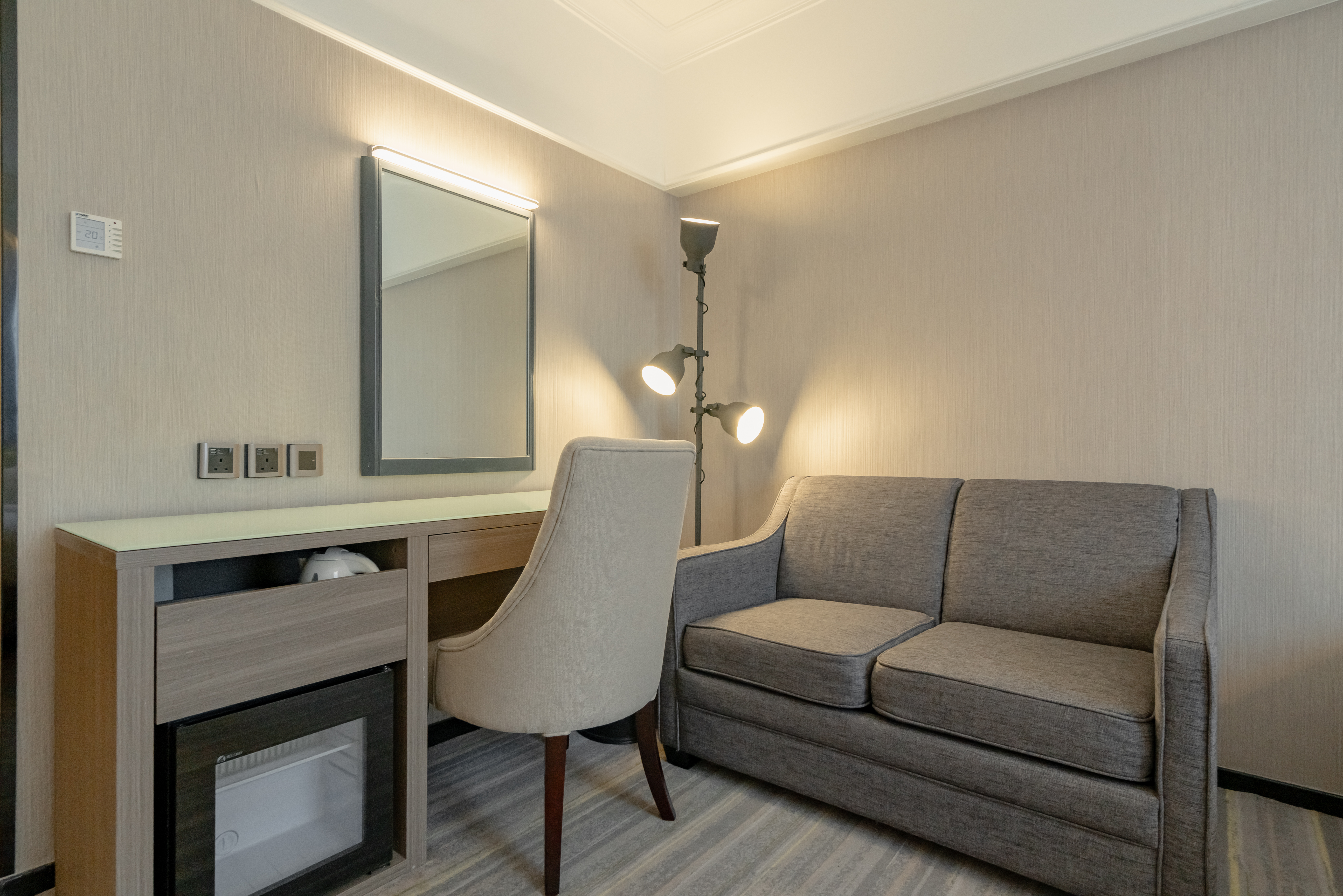 ファミリー　シングル　ダブル　ルーム