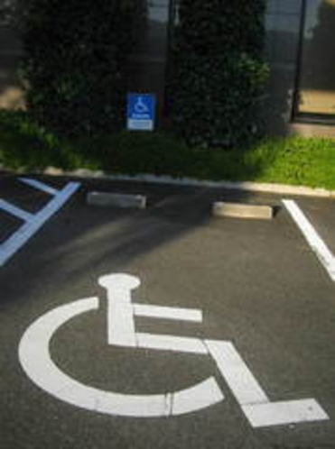 ◆身障者駐車場～事前にお知らせ下さい◆