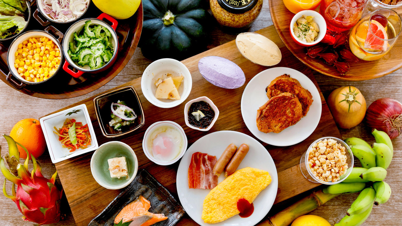 【ベストレート】ご朝食は和洋琉約50種類が並ぶ島食材ブッフェ/朝食付