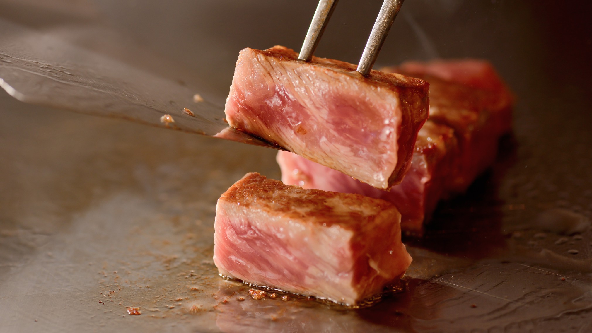 【2食付】〜マラルンガ鉄板焼〜特別コースを味わうALLAMANDA Dinner