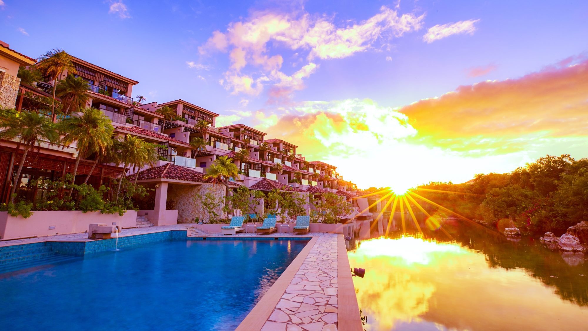 【10％OFF】【楽天スーパーSALE】プールヴィララグーンスイート最上階4F指定プラン/朝食付