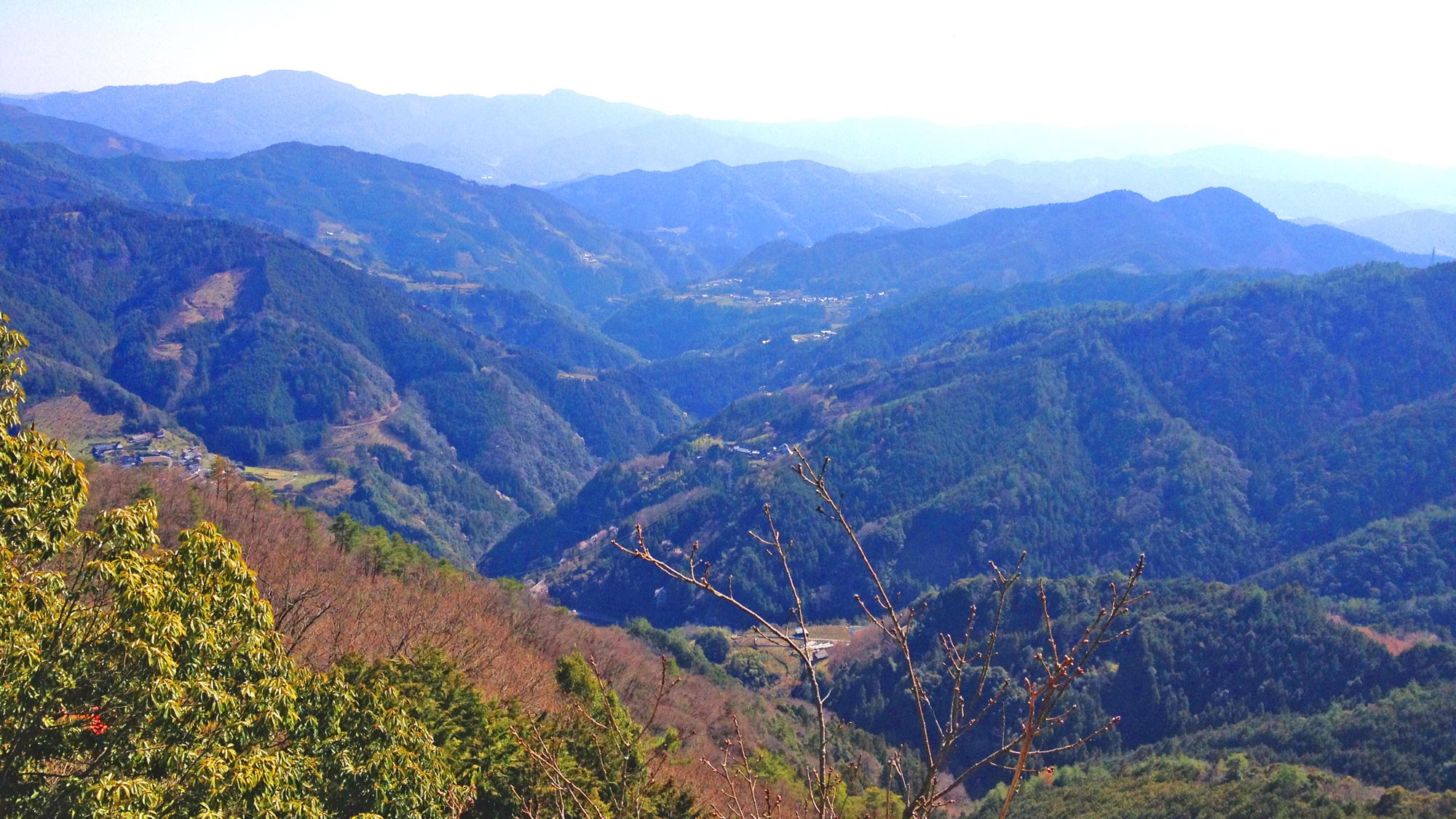 【周辺】肱川の山並み