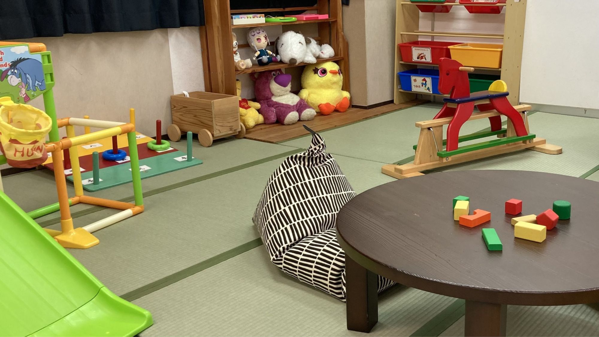 キッズルーム［茶の間］