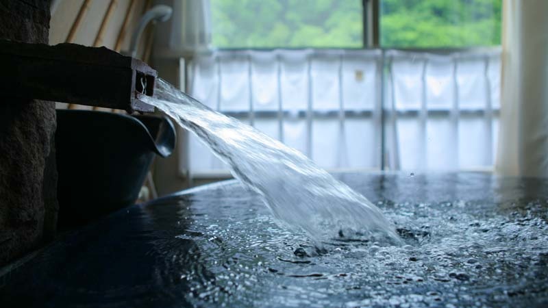 *〔温泉〕湯原温泉【100％源泉かけ流し】お部屋であなただけの温泉を楽しめます。（イメージ）