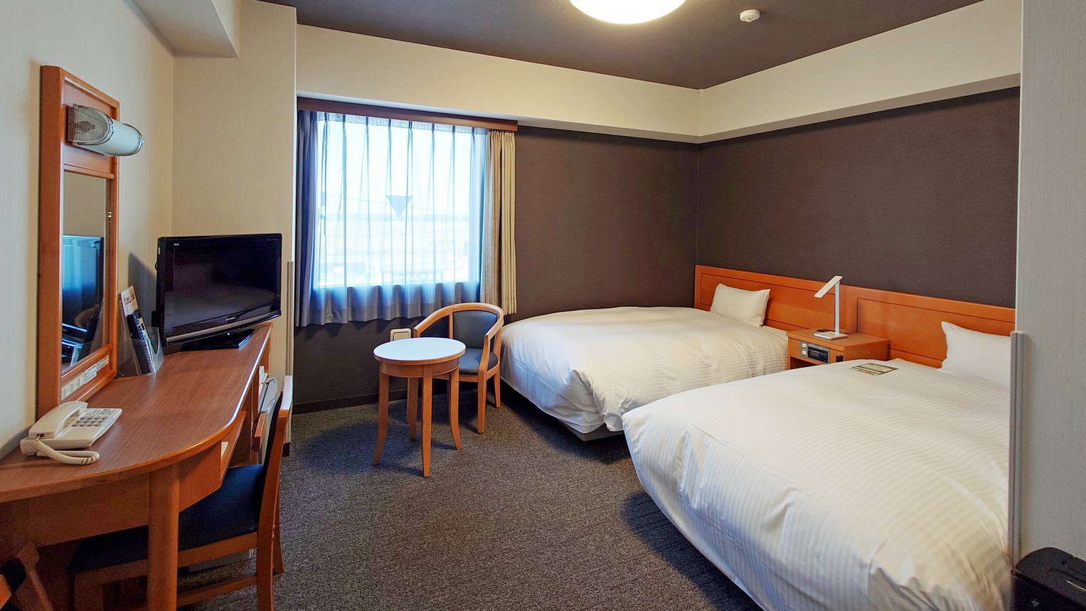 ＜ツイン喫煙＞バイキング朝食無料！