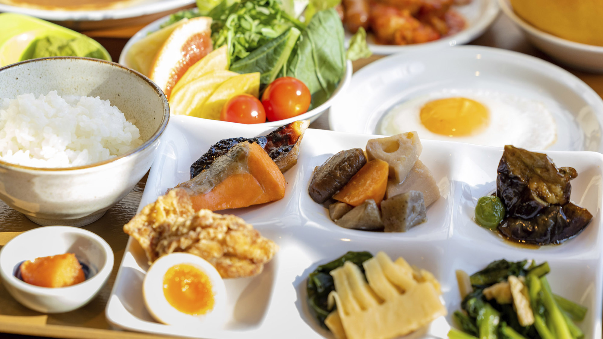 朝食バイキング