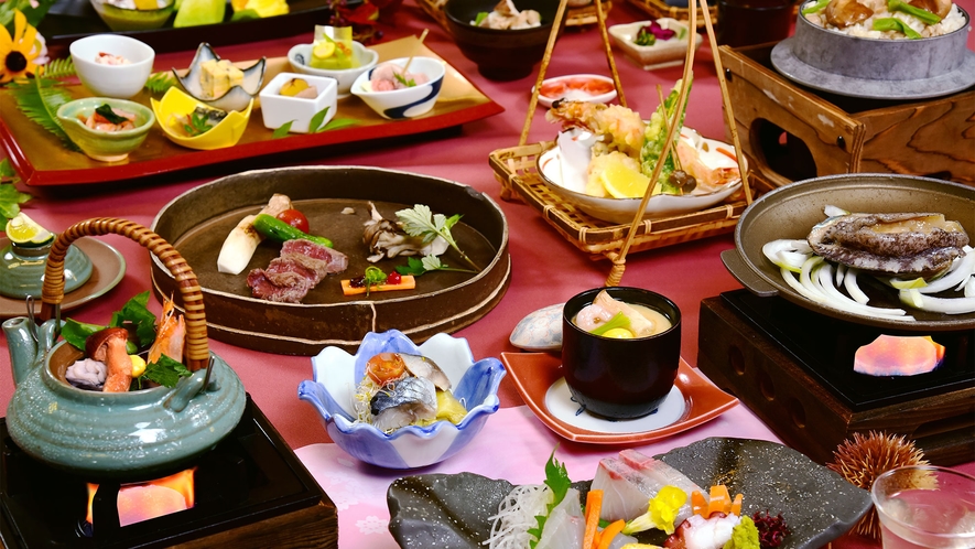 松茸など秋の豊富な味覚と鮑、国産牛と贅沢な味わいを取り入れた人気No.1旬の贅沢会席