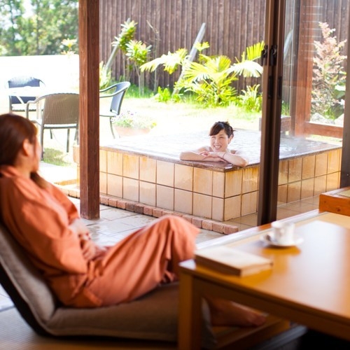 【温泉水プール＆露天風呂付き】アジア風 薩摩ヴィラで過ごす優雅なひととき。基本2食付プラン