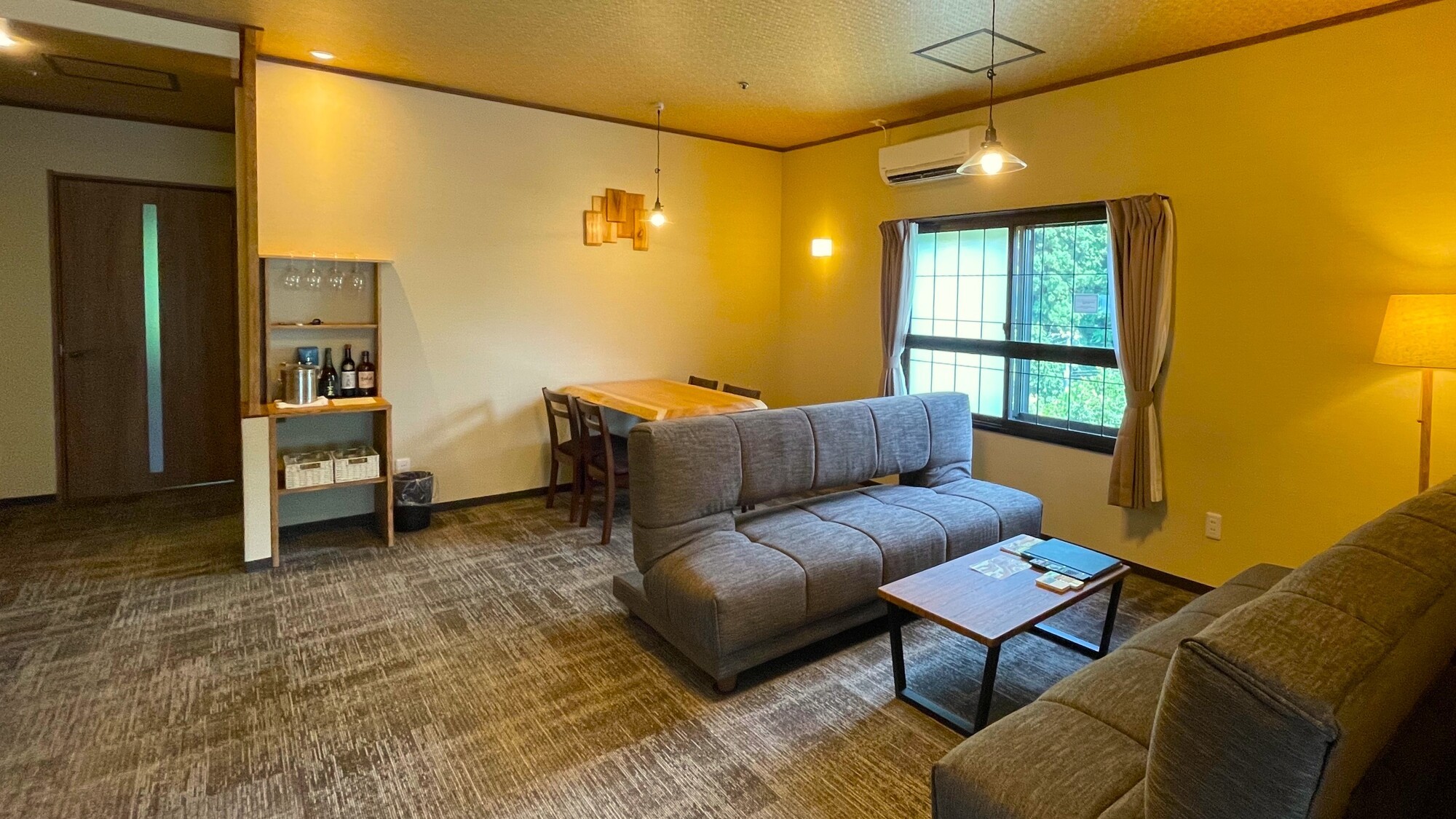 25年改装◆リビング&広々バスルーム付コーナーツイン55平米 (一例)