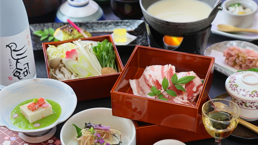 新)【直前割】【現金特価】得割プラン★足あか海老＆黒豚豆乳しゃぶ御膳★半露天風呂付客室 【平日限定】