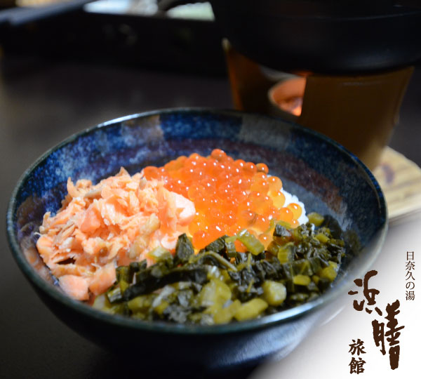 朝食 三食丼／一例