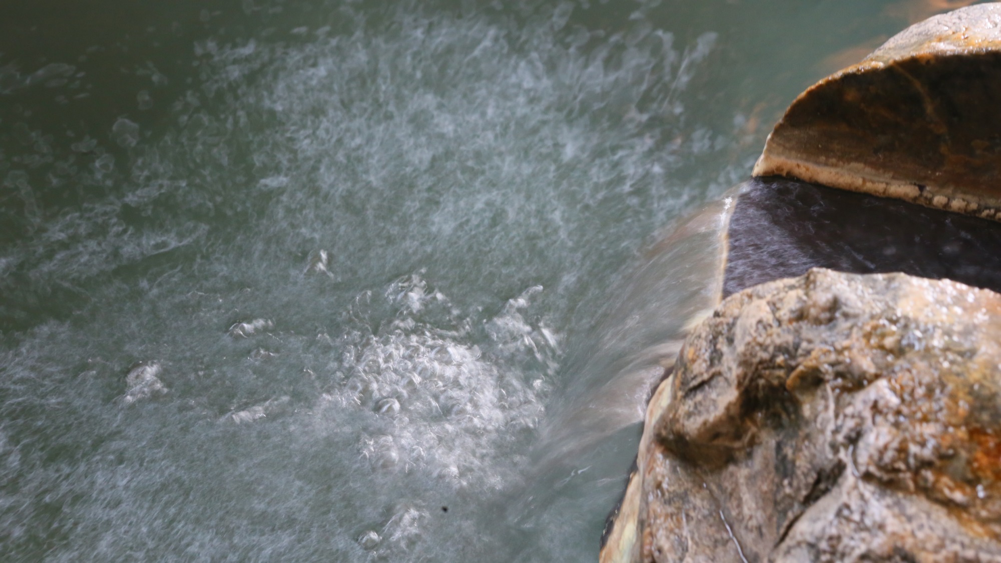 ■温泉｜一晩中ご入浴いただけます
