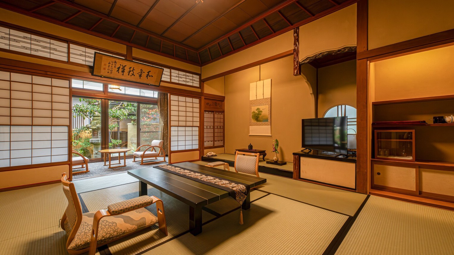 【庭園付き離れ松風庵：菊水】和室