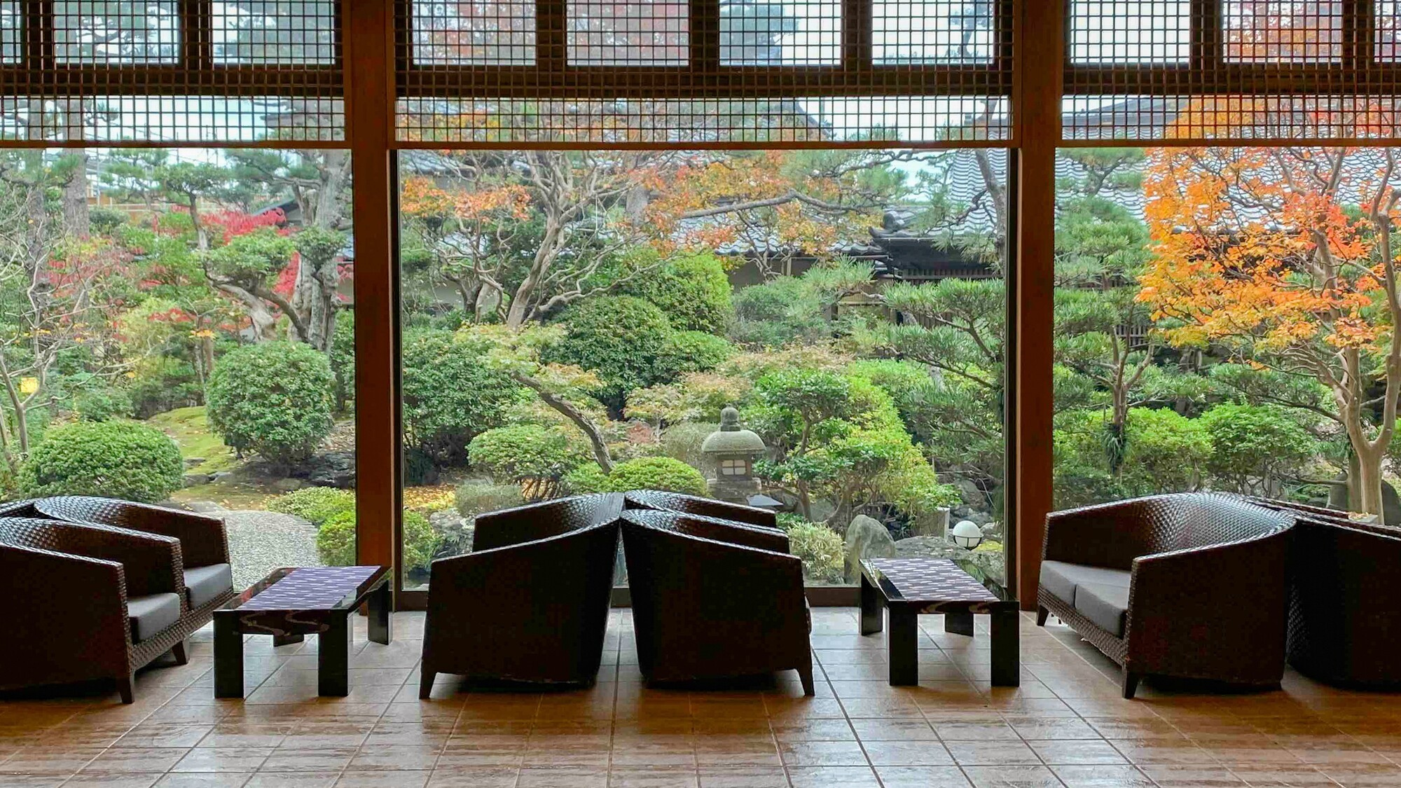 【エントランスロビー】