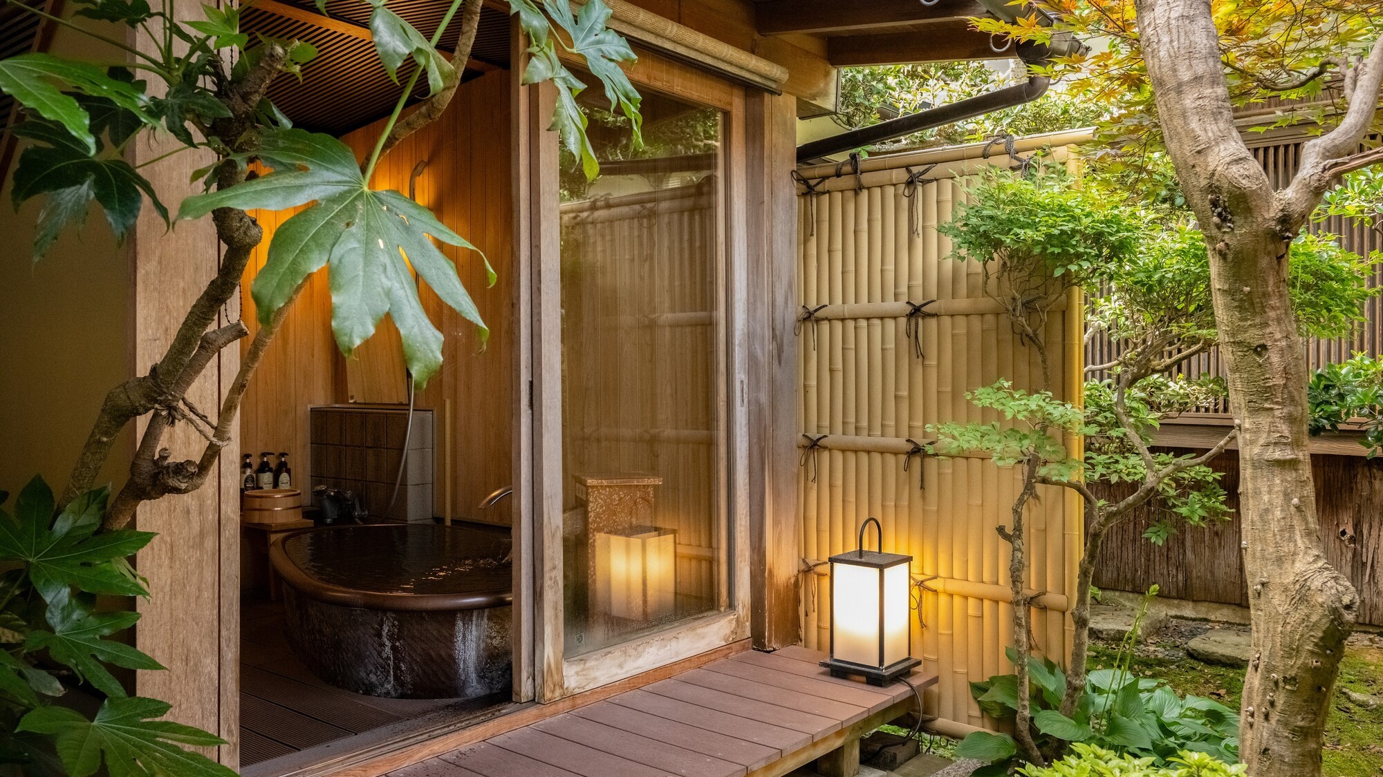 【庭園付き離れ松風庵：露付き】相生