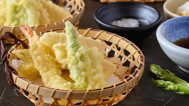 えひめの魅力が満載　燧灘（ひうちなだ）ダイニングビュッフェ〜春〜