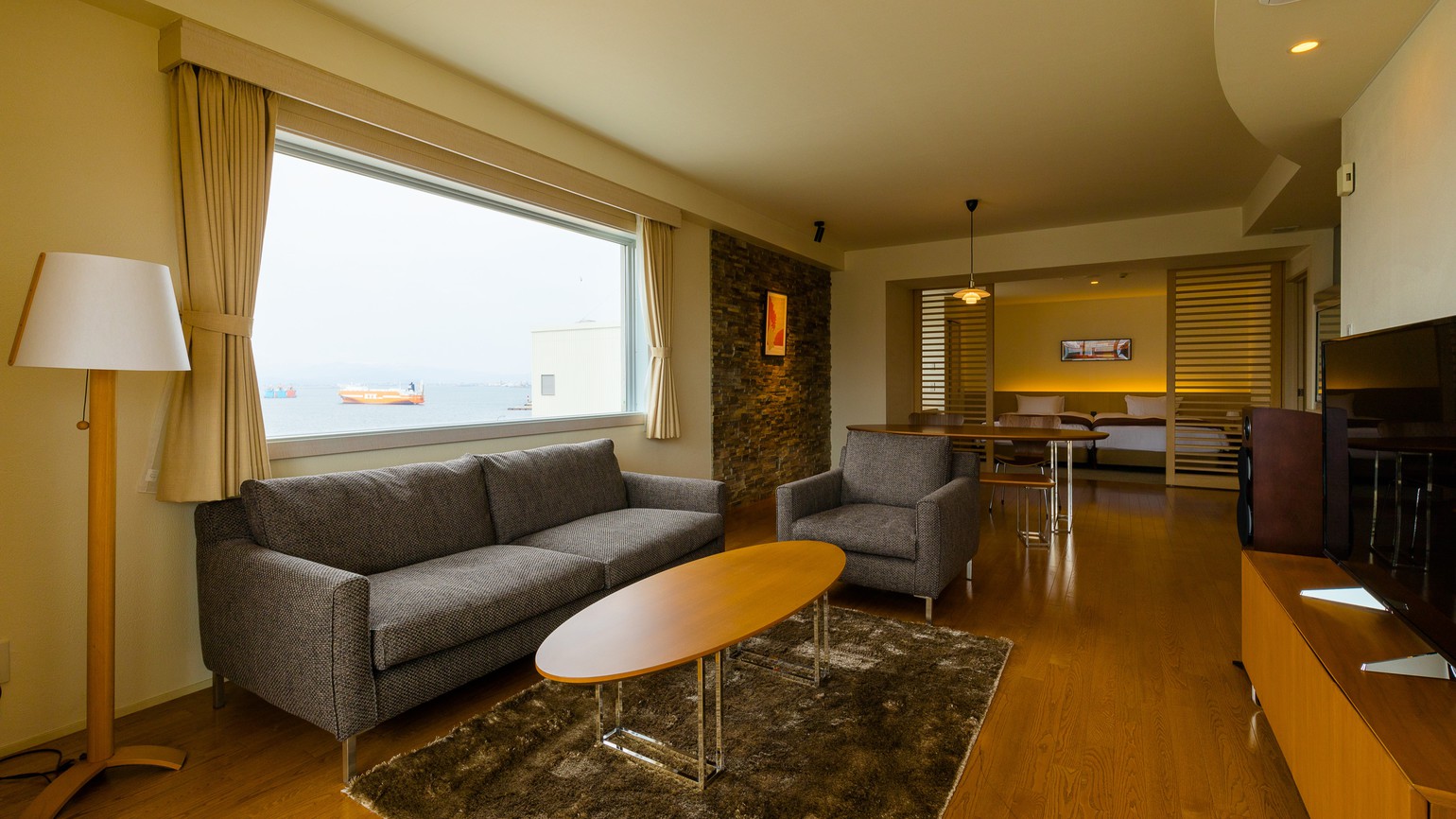 コーナースィート1004（70㎡）